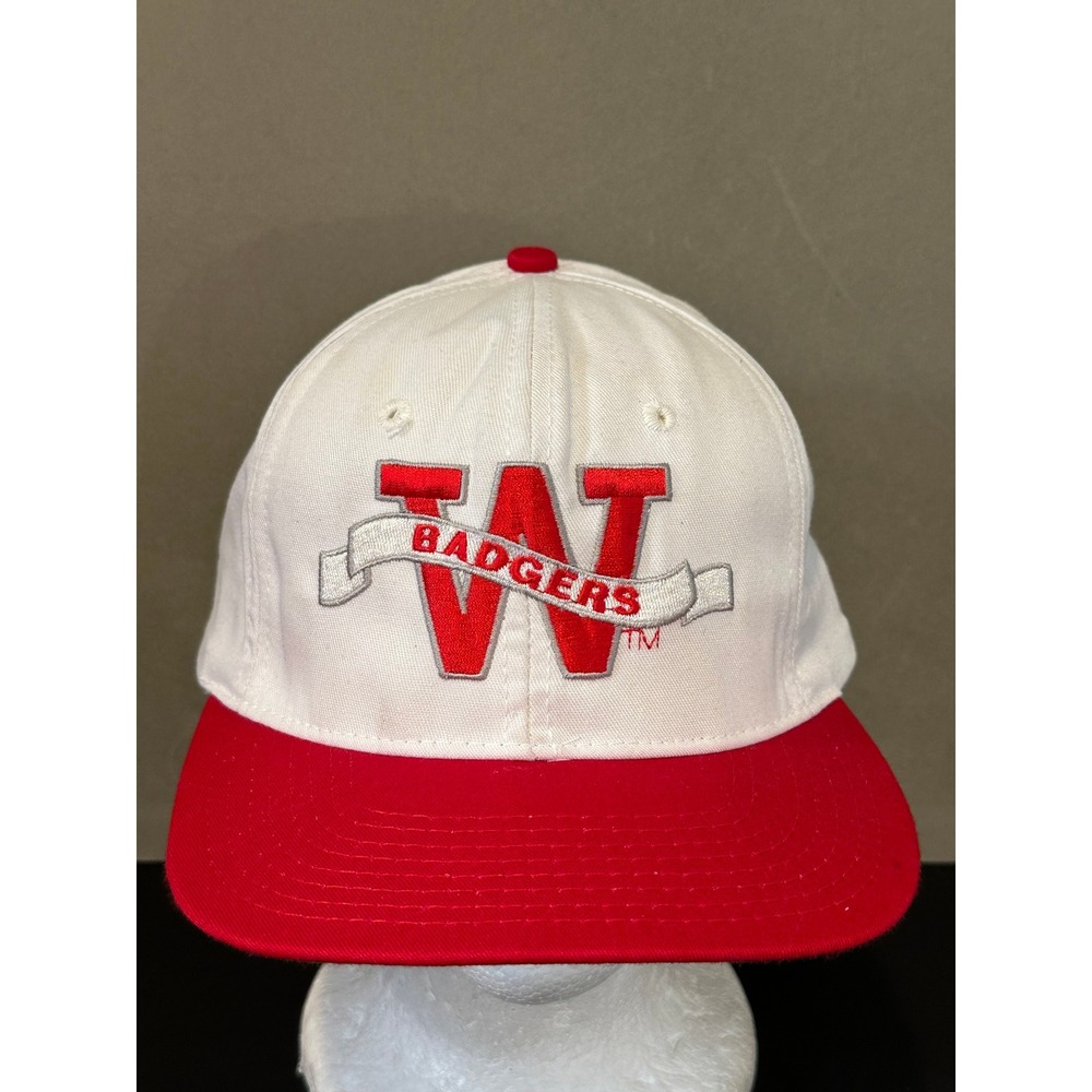 Vintage Wisconsin Badgers Snapback Hat White Red Pro-Line Made in USA Green Brim